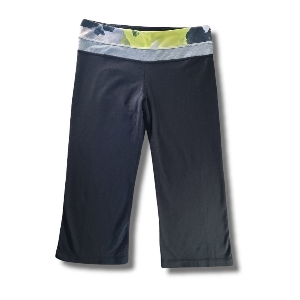 𝅺LULULEMON Black Yellow Grey Reversable Groove Crop